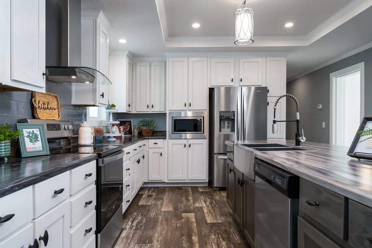 Winston-Byler-Model-Kitchen-5.jpg