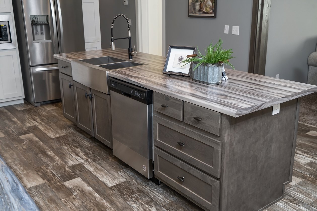 Winston-Byler-Model-Kitchen-3.jpg