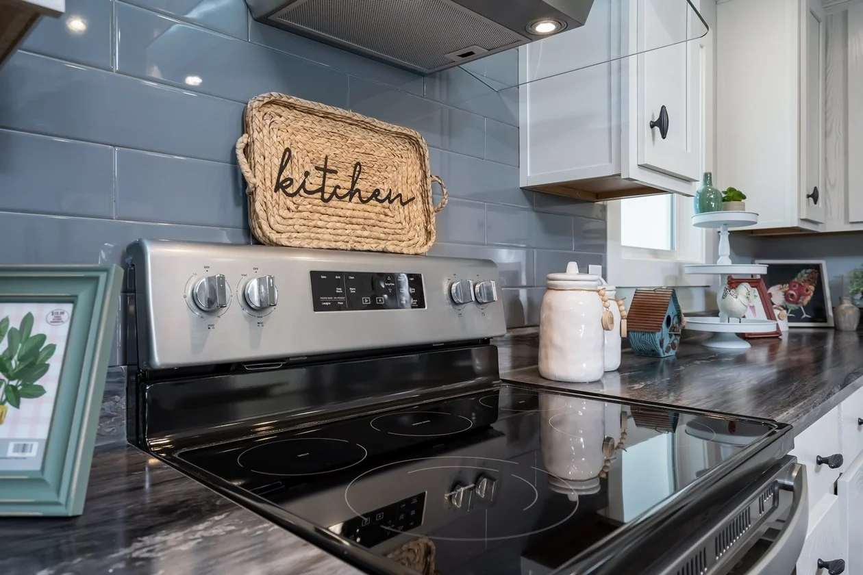 Winston-Byler-Model-Kitchen-9.jpg