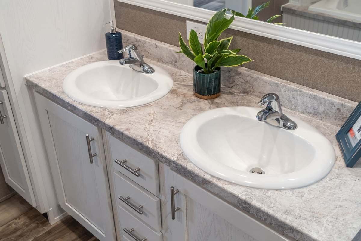 Bravo-Ruby-Bathroom-2.jpg