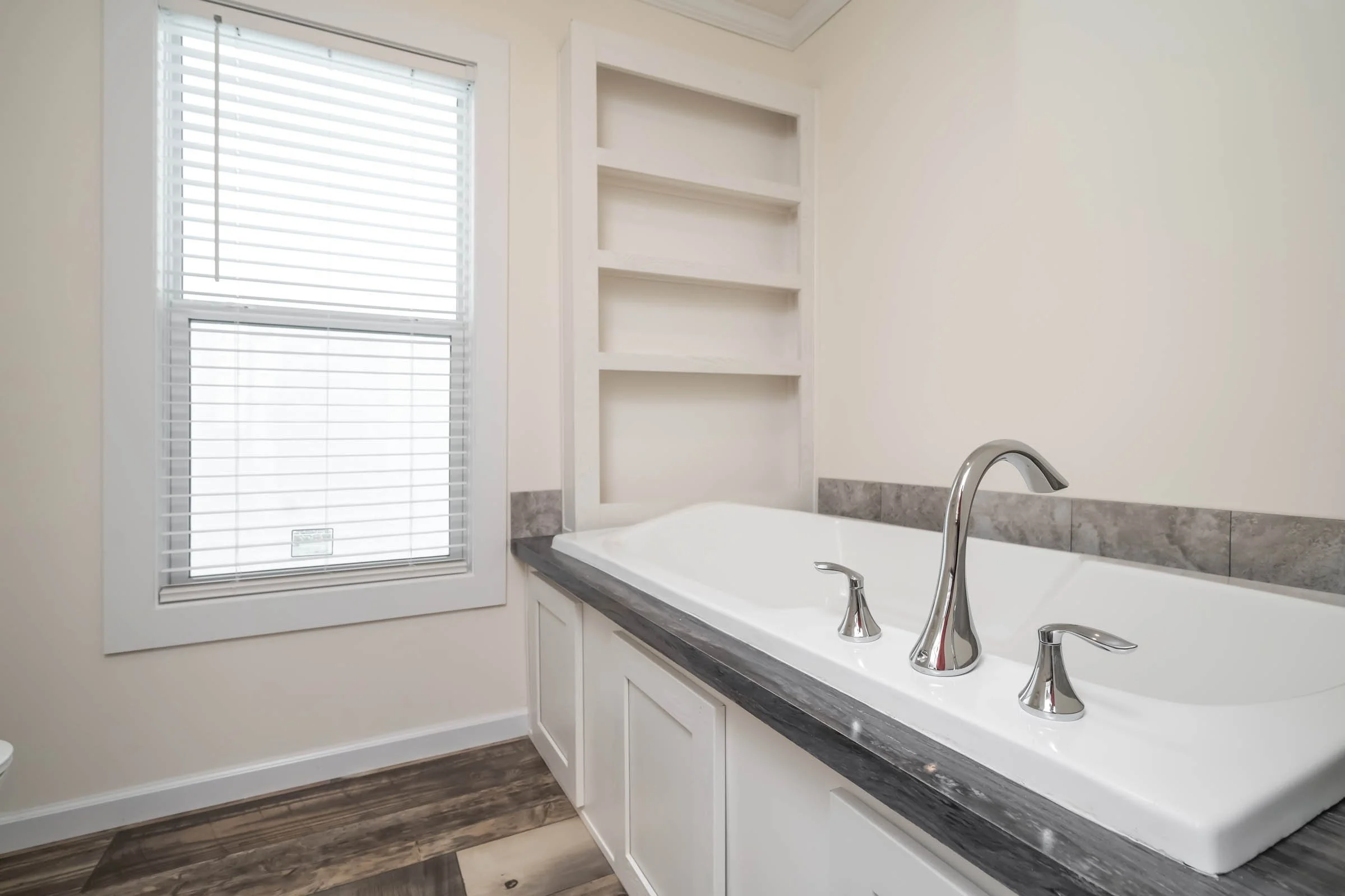 Bravo-Milo-Bathroom-6.jpg