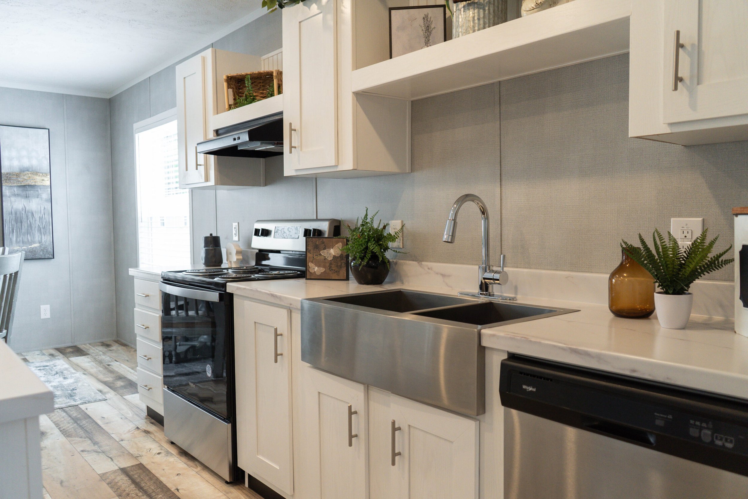 Embark-Rover-Kitchen-3.jpg