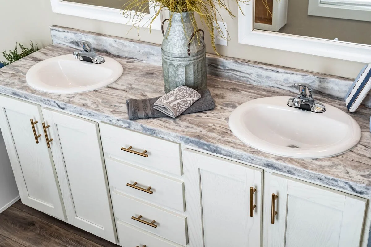 Winston_Helicon_20_Sinks_7255-1.jpg