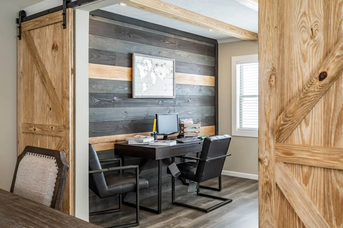 Winston_Helicon_20_Office_7052-1.jpg