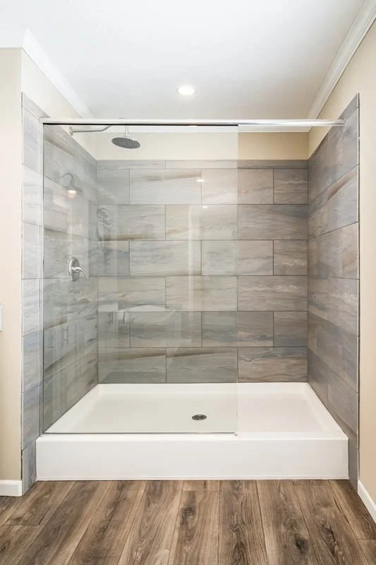 Winston_Helicon_20_Shower_7206-1.jpg