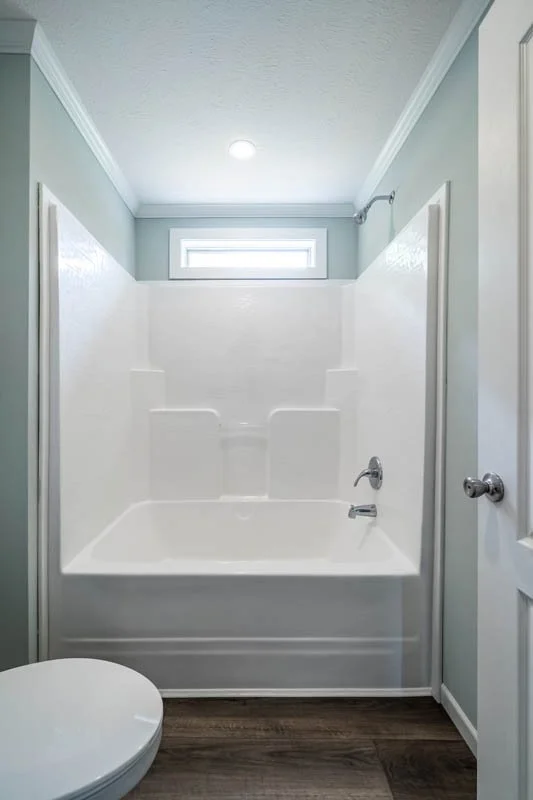 Winston_Helicon_20_Shower_7289-1.jpg