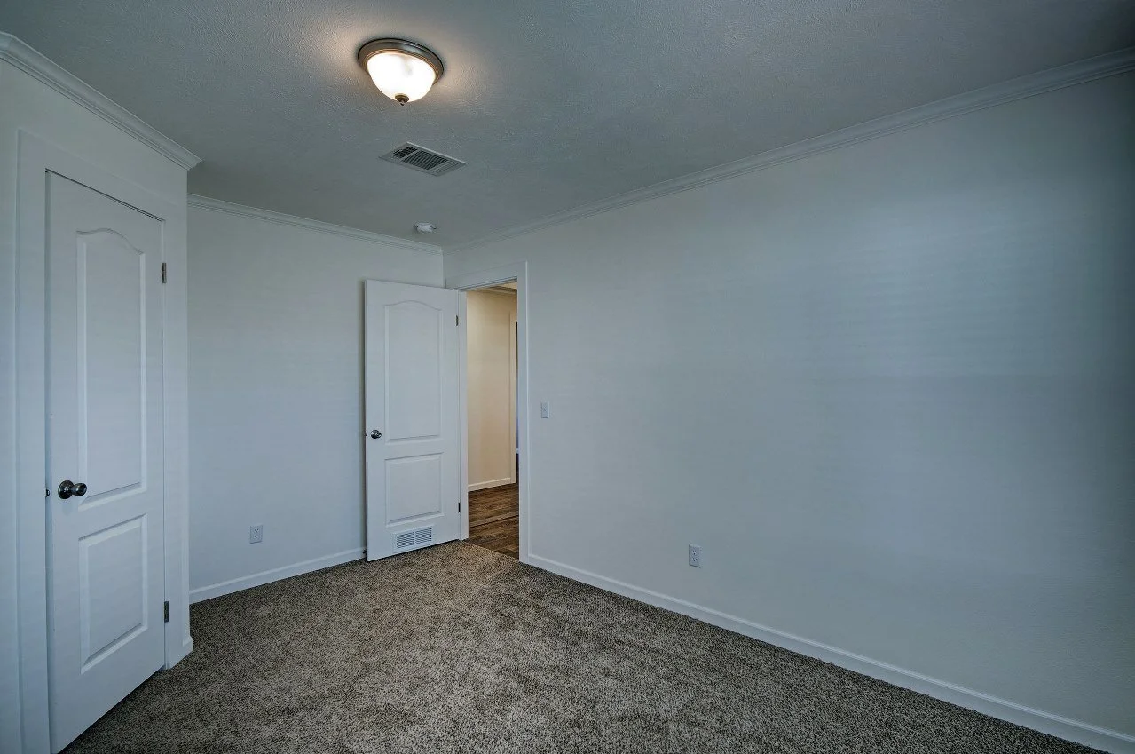 Winston-Sardis-Bedroom-5.jpg
