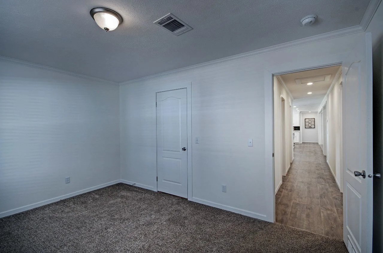Winston-Sardis-Bedroom-8.jpg