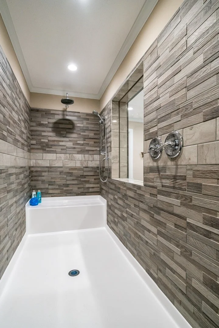 Winston-Grayson-Bathroom-Shower-1.jpg