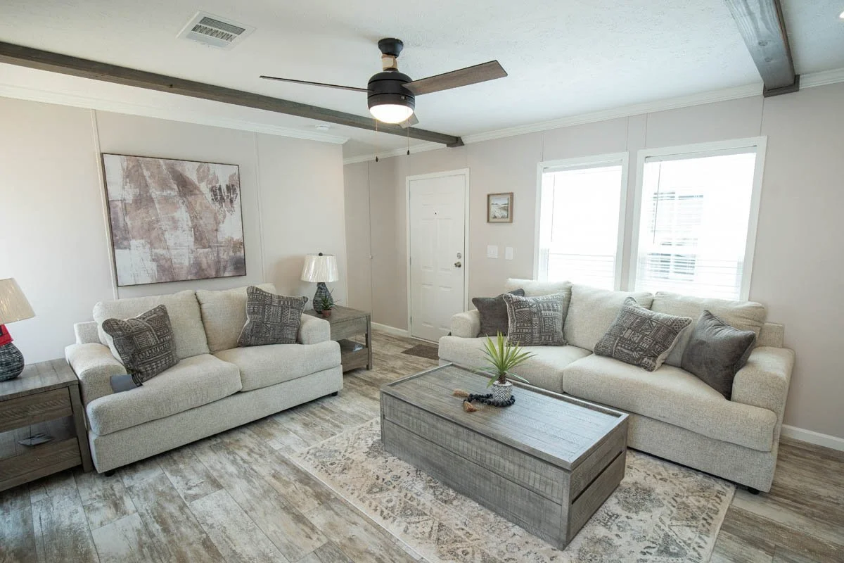 Bravo-Eva-Livingroom-3.jpg