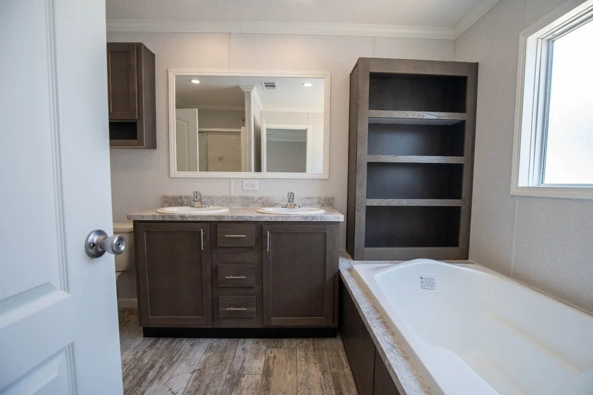 Bravo-Eva-Bathroom-2.jpg