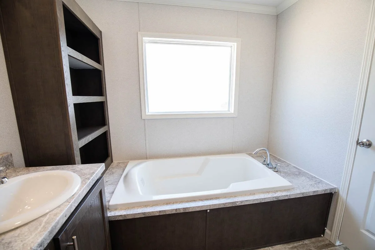 Bravo-Eva-Bathroom-4.jpg