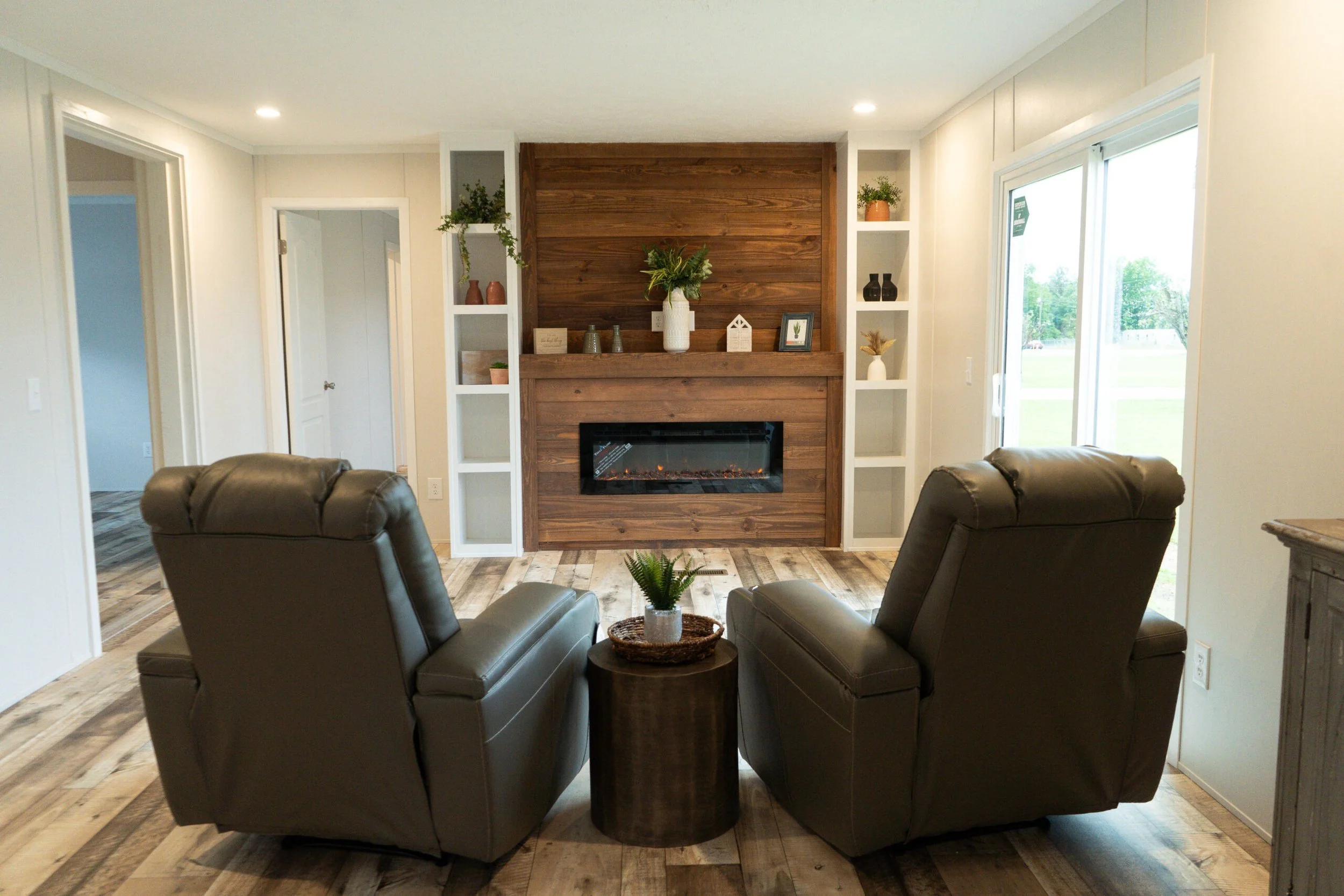 Embark-BigSky-LivingRoom-2.jpg