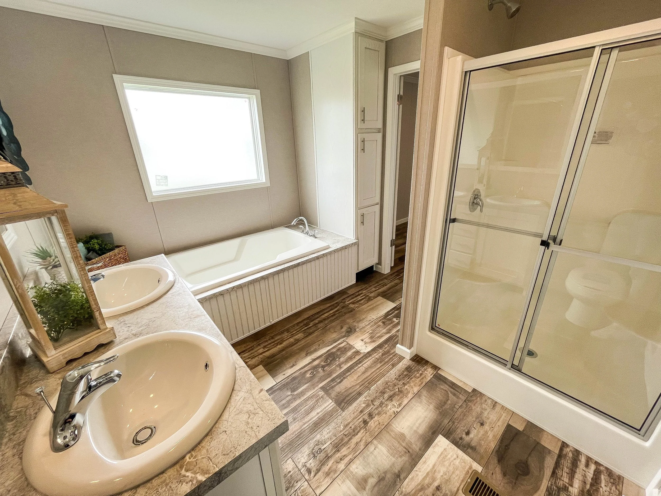 Bravo-Pip-Bathroom-2.jpg
