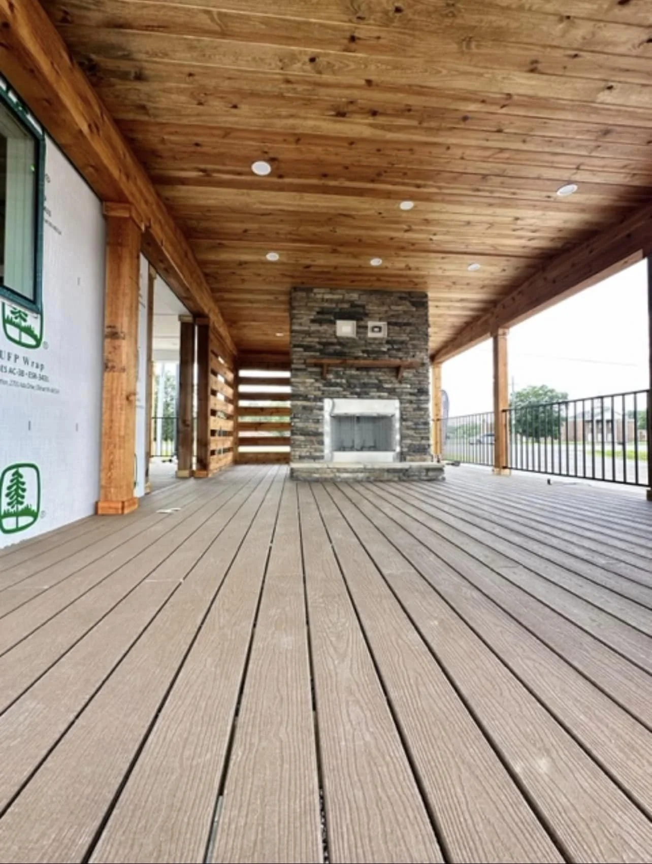 Winston-Firefly-Exterior-Deck-Board.jpg