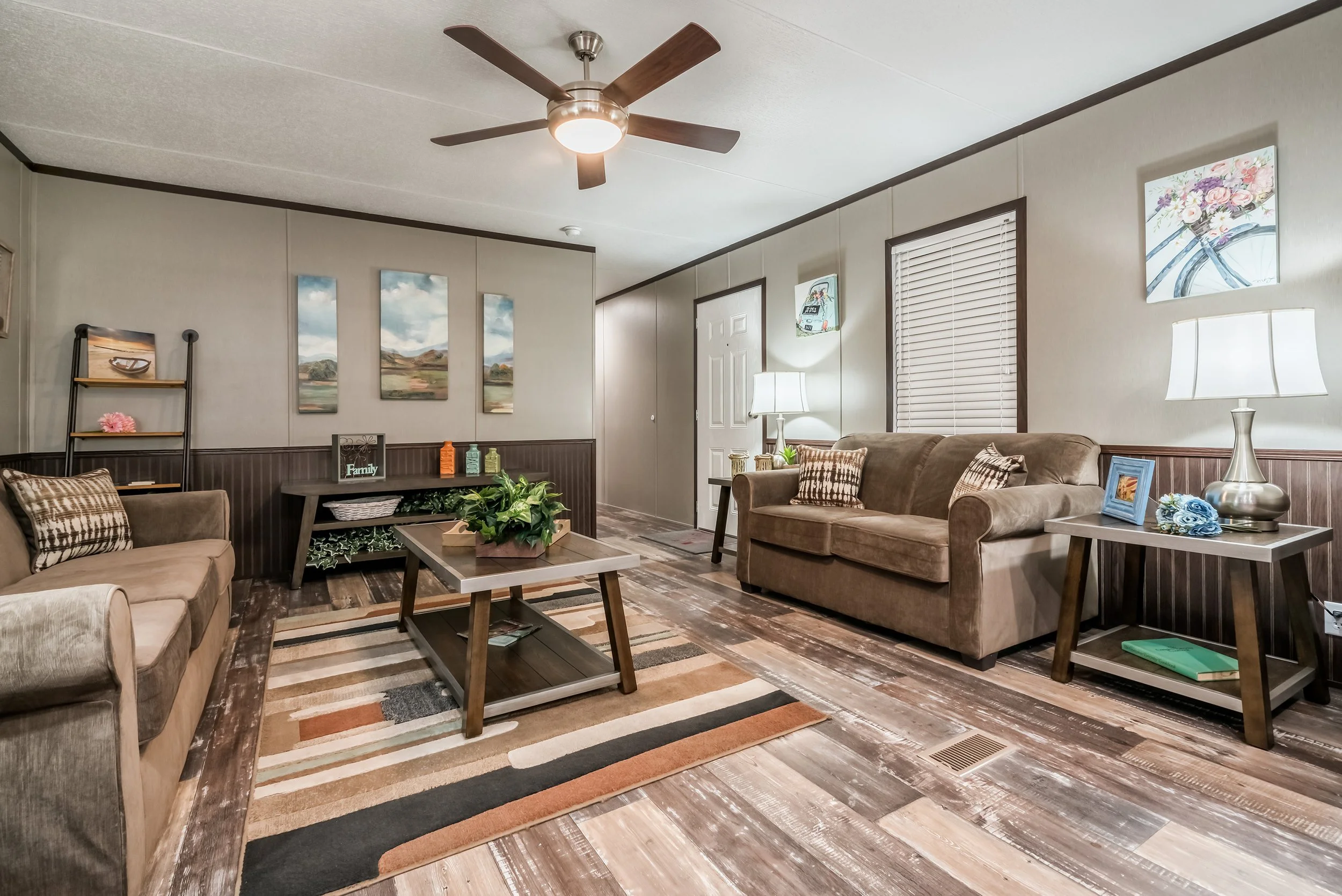 The_Richmond_167632B_Liv2_7123-1 (2).jpg