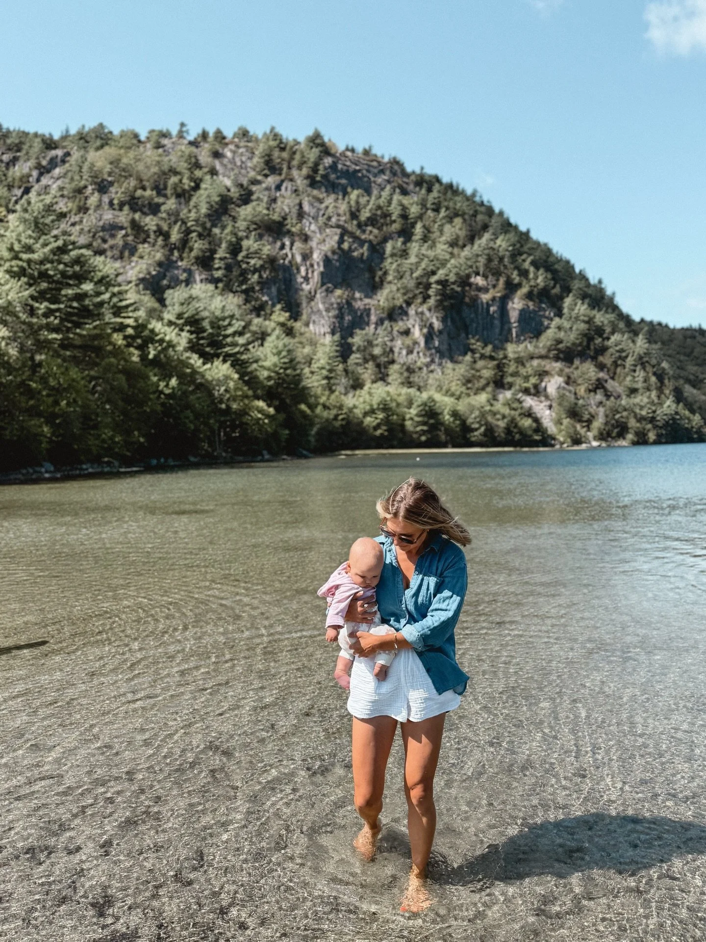 Love her and leave her wild 🌎🌱🤍 
Extra thankful today and everyday for the always inspiring outdoors that we get to experience 

Now more than ever, as a parent I think it is so important to get your kids outside and foster a love and respect for 