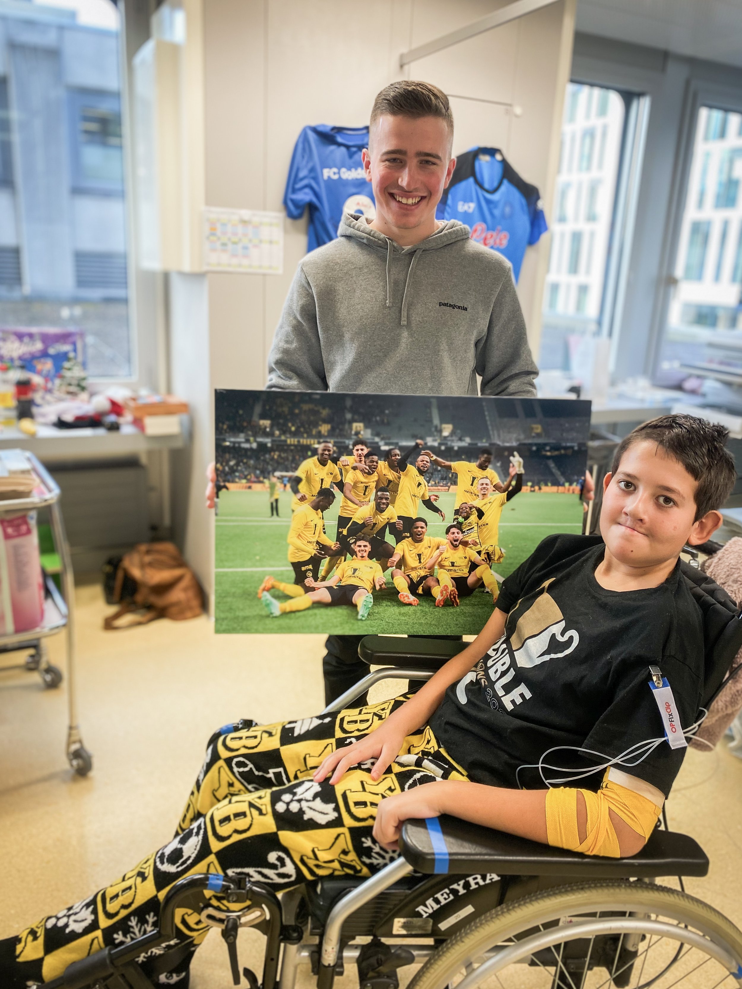 Spendenübergabe Stiftung KinderInsel Bern - Nils Jakob