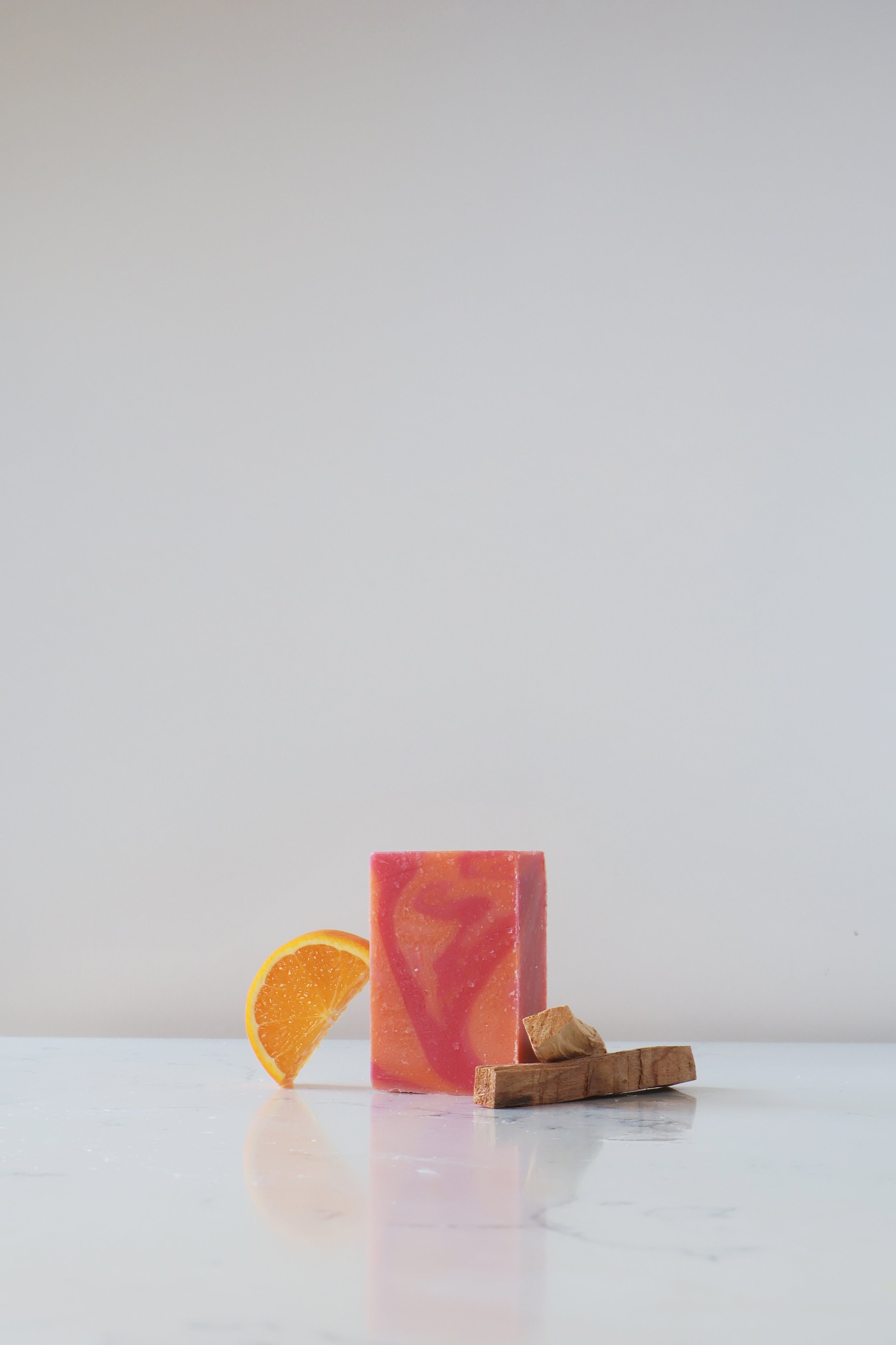 Logan Soap Bar – Citrus, Melon & Sandalwood