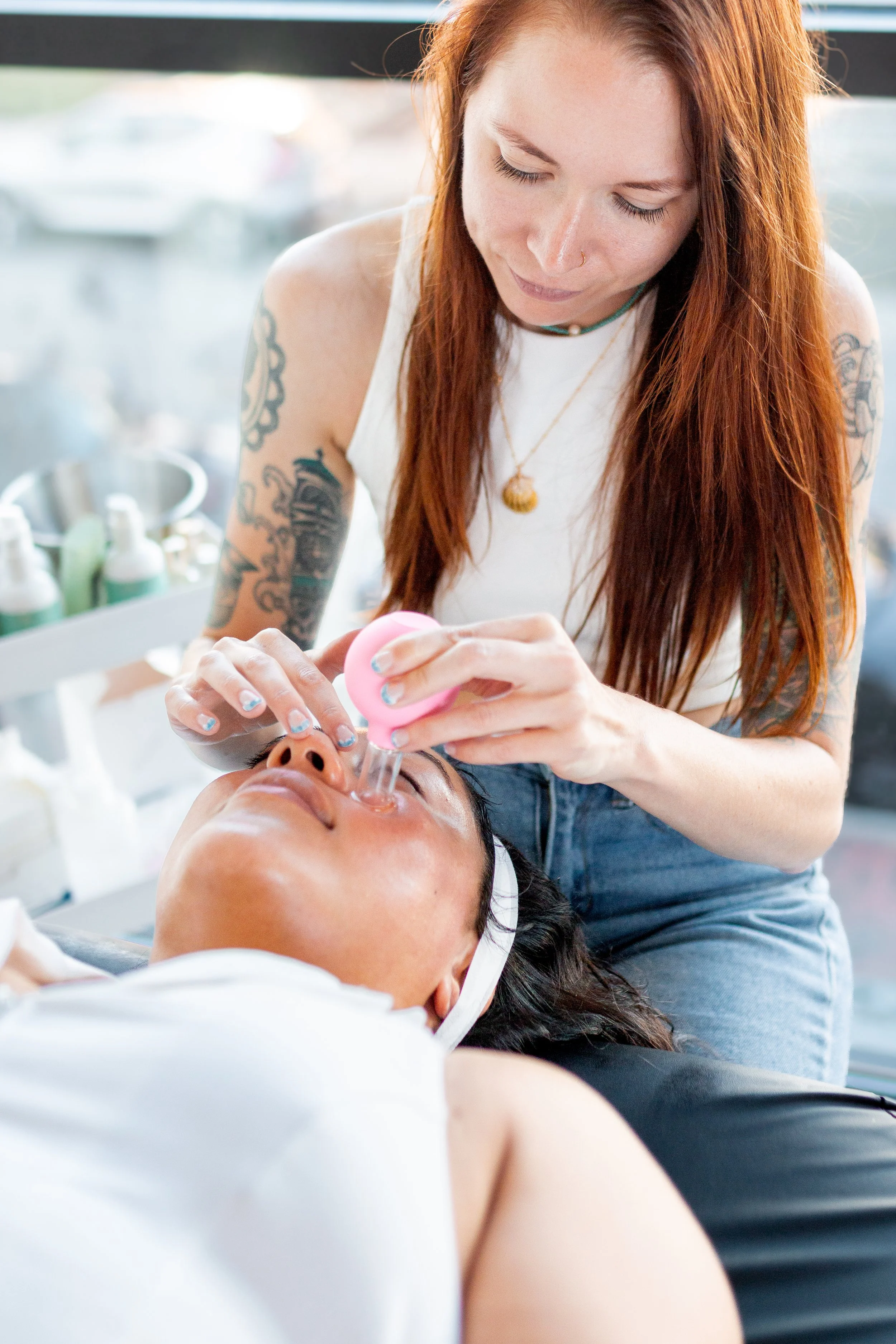 sculpting facial. relaxation facial. facial massage. facial cupping. facial gua sha. 