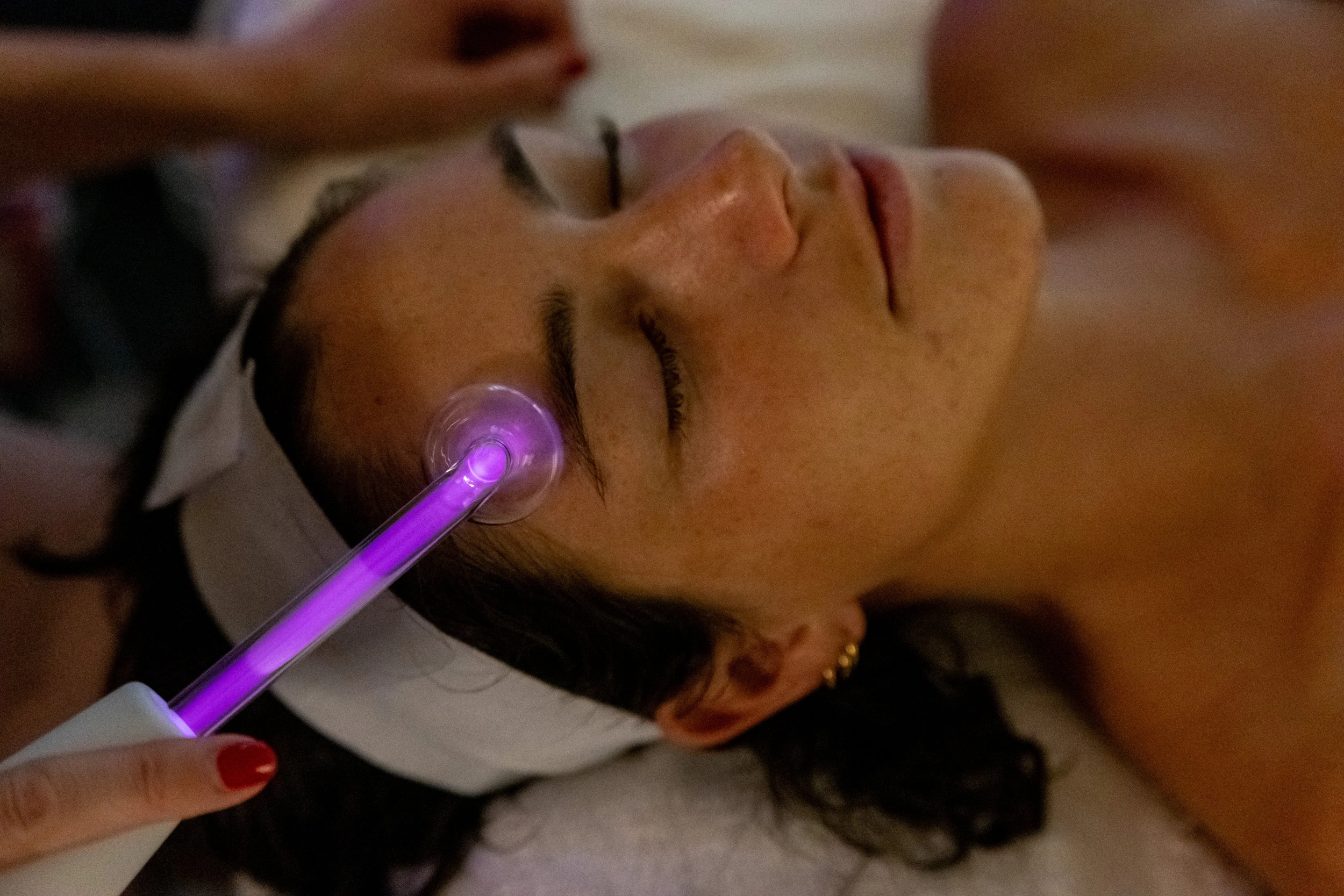 anti aging facial. results driven facial. high frequency. collagen boosting