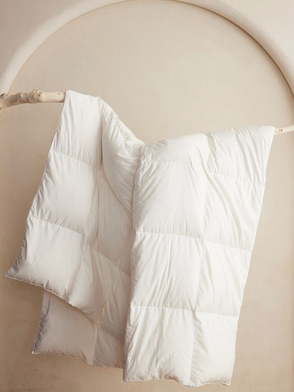 Duerme como en un hotel 5 estrellas. 🌙✨
Nuestro relleno de fibra Down es esponjoso y ultra acogedor. 

Tu cama nunca se sinti&oacute; as&iacute; 🤍

#rellenodown #sabanas #sabanaspremium #bedding