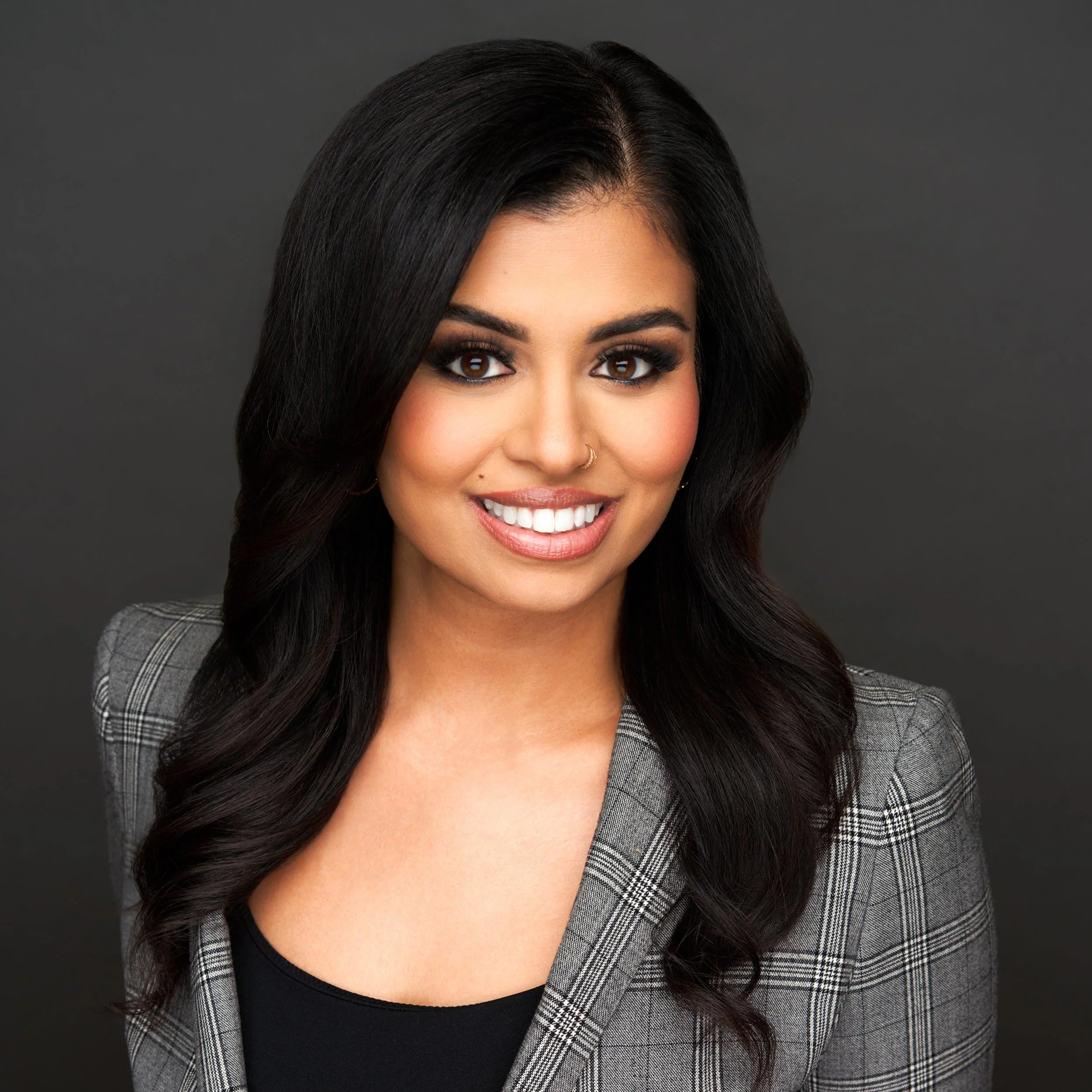 ANNETTE PRASAD 3-real-estate-headshot-san-diego-reve-studios.jpg