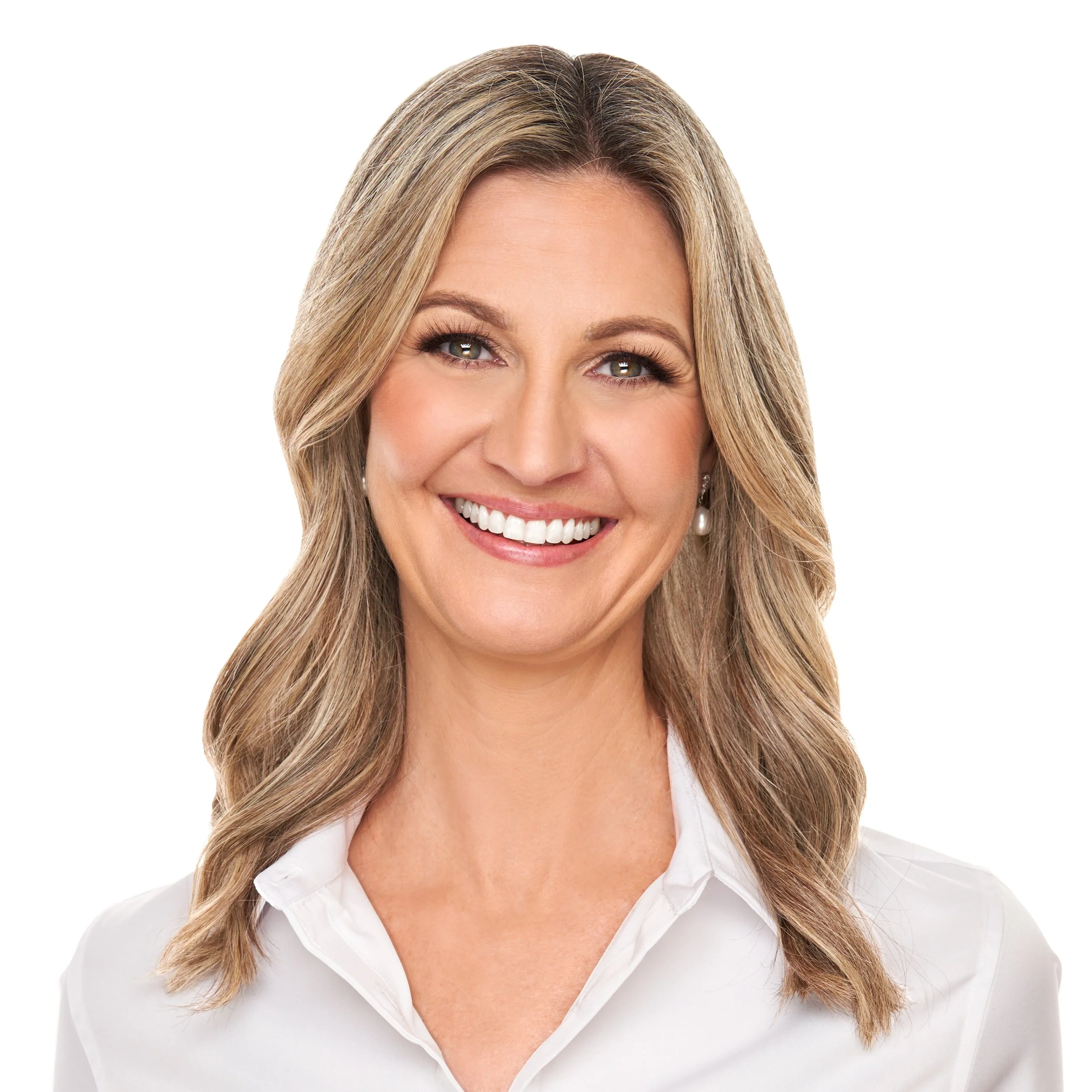 SARAH BENSON 6-real-estate-headshot-san-diego-reve-studios.jpg