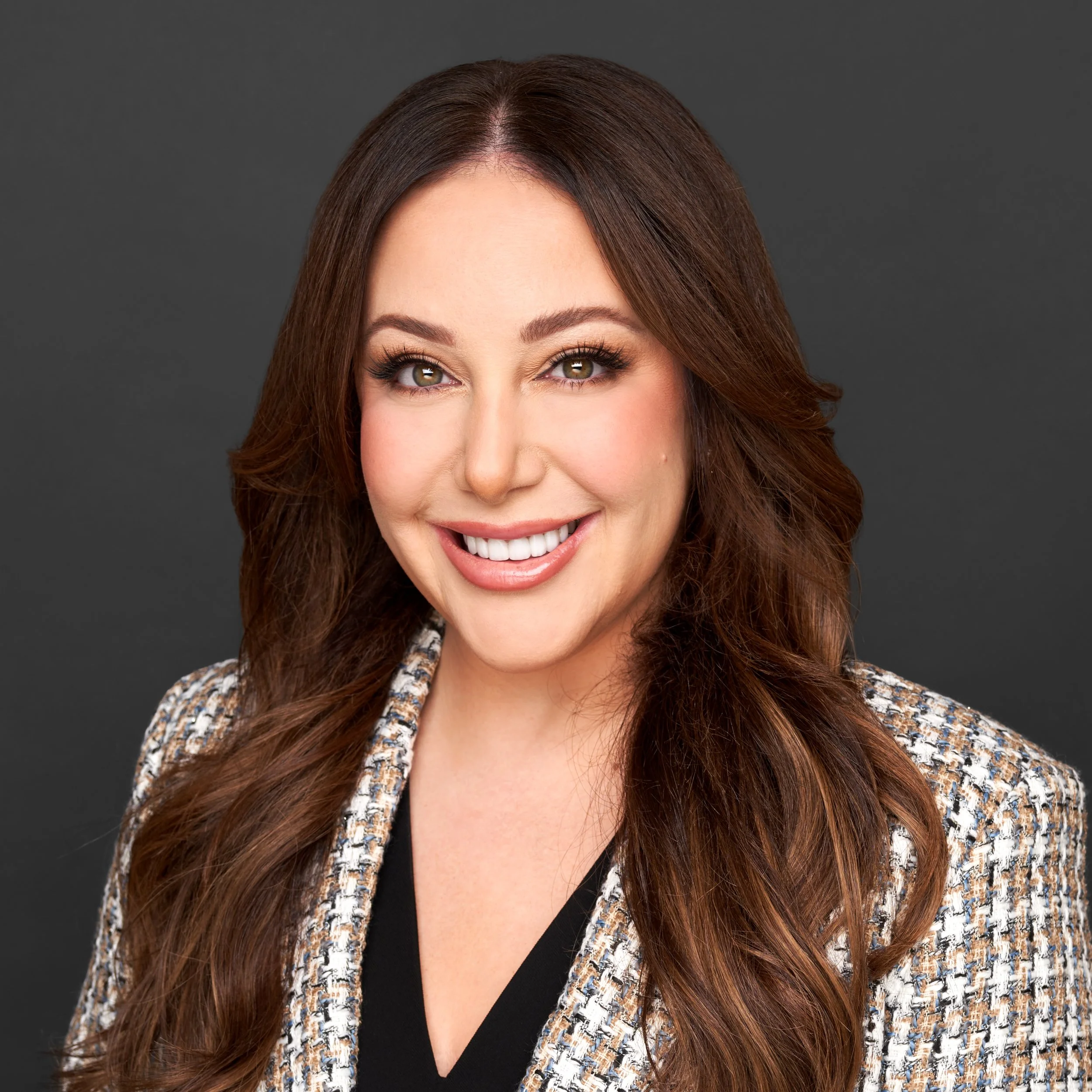 HIBA DAYMIA 6-real-estate-headshot-san-diego-reve-studios.jpg