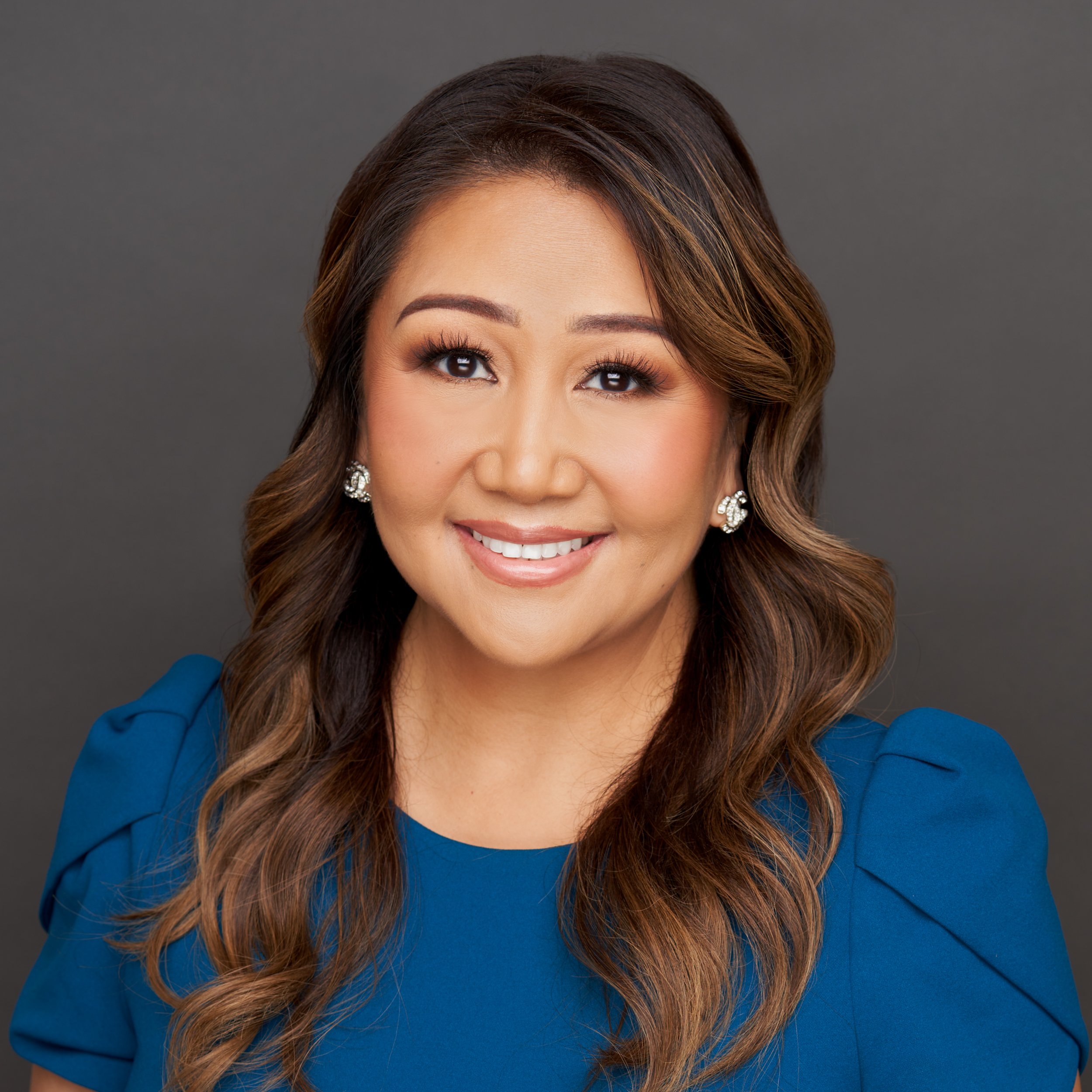 MARRI SAGAO 11-real-estate-headshot-san-diego-reve-studios.jpg
