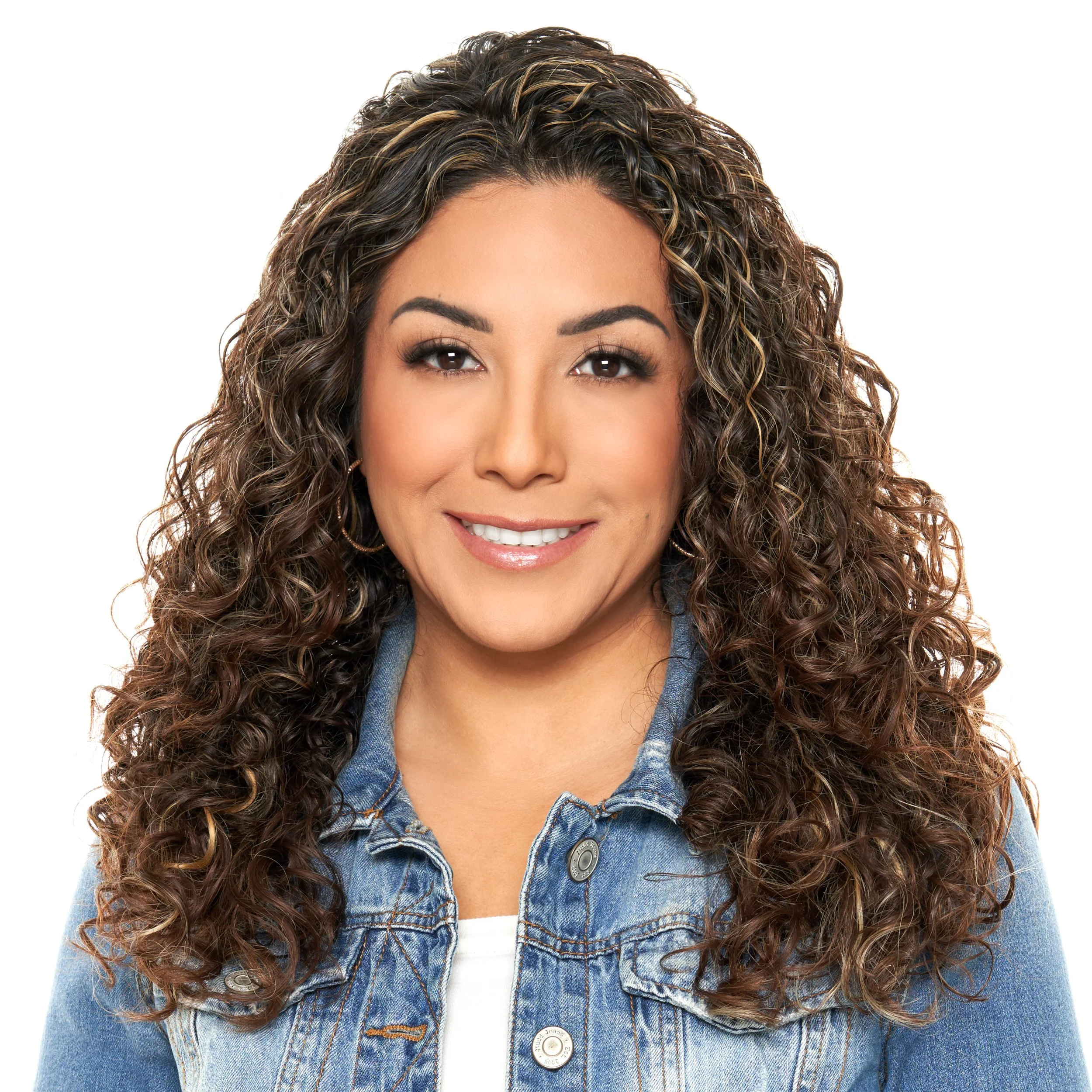 NOHEMI CHAVEZ 7-real-estate-headshot-san-diego-reve-studios.jpg