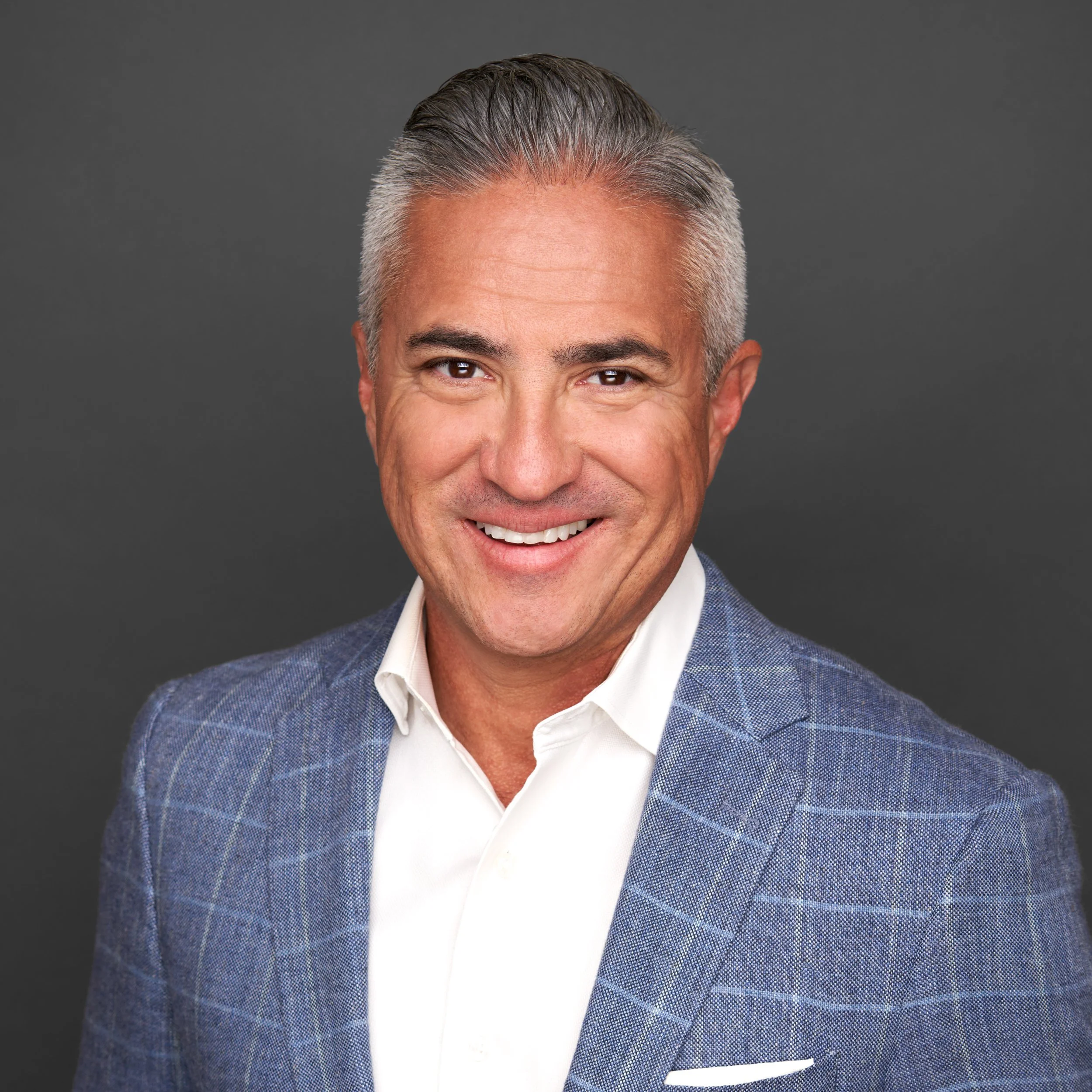 ART HAGOPIAN 5-real-estate-headshot-san-diego-reve-studios.jpg