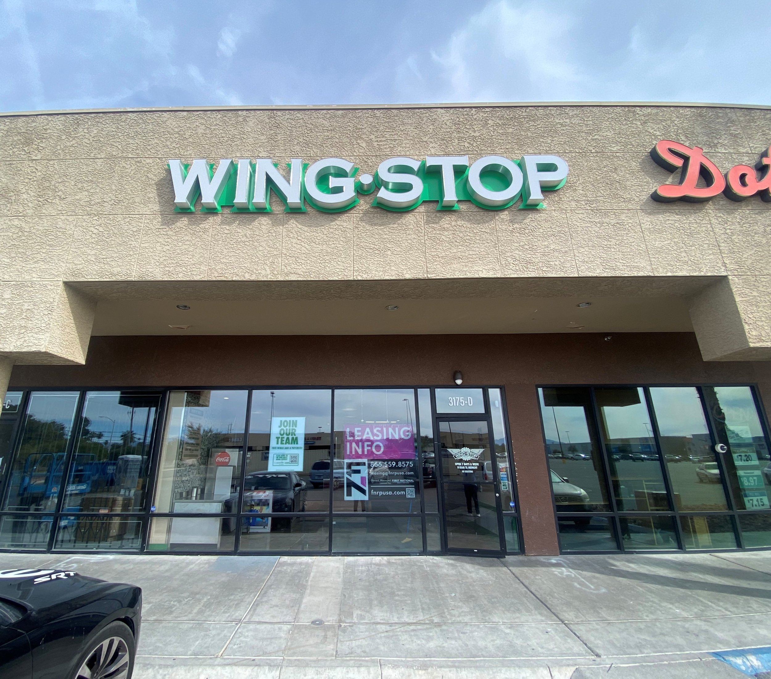 Wingstop 3.jpg