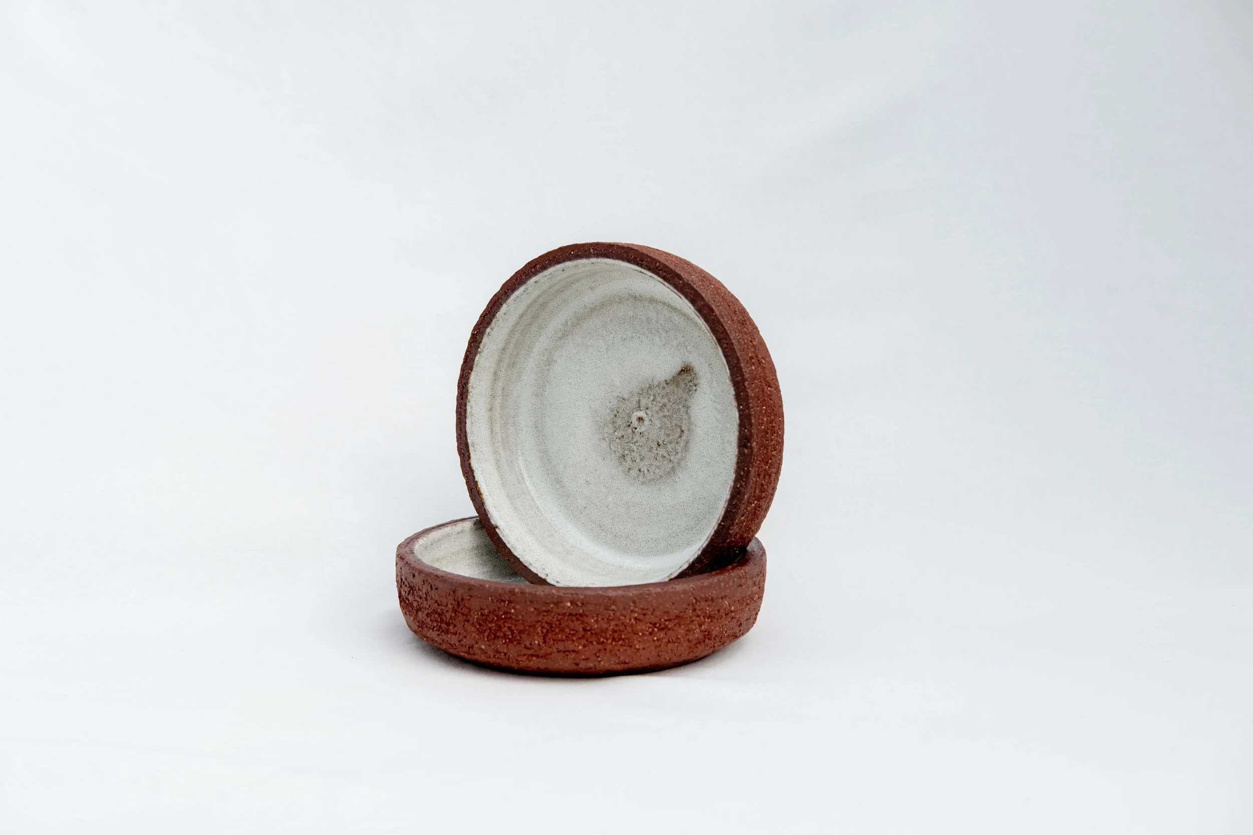 2 fat röd lera.jpg