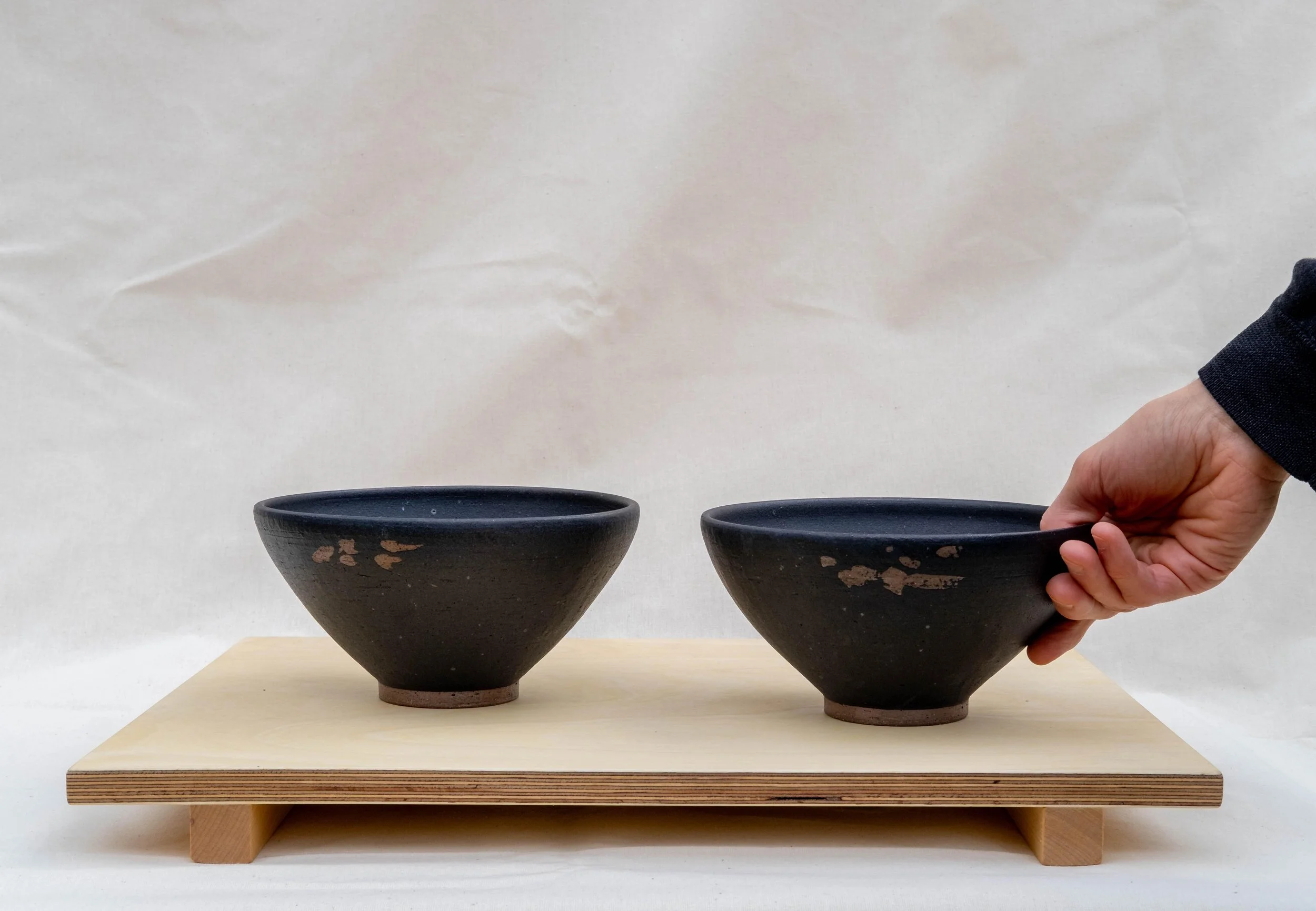 ramenskålar matt svart hand .jpg