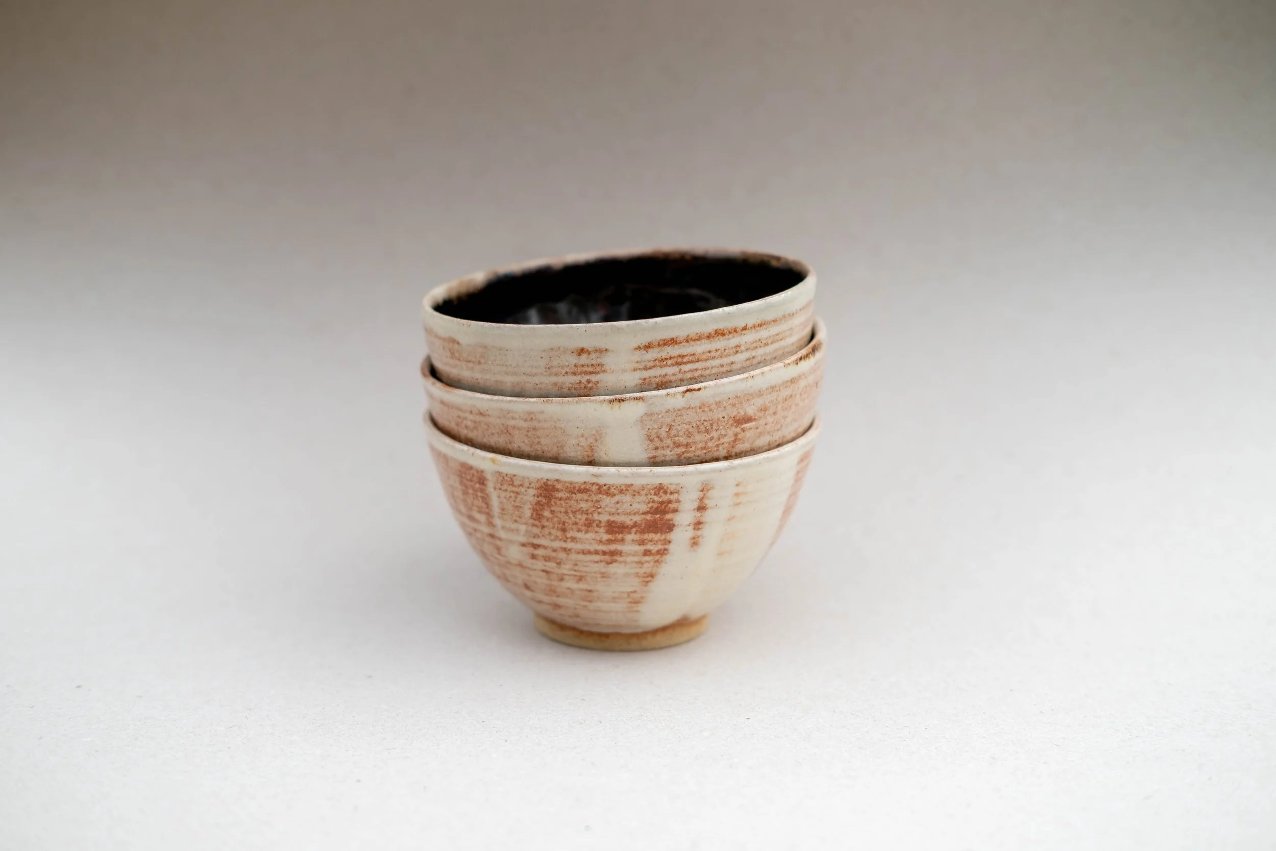 3 skålar järnoxid.jpg