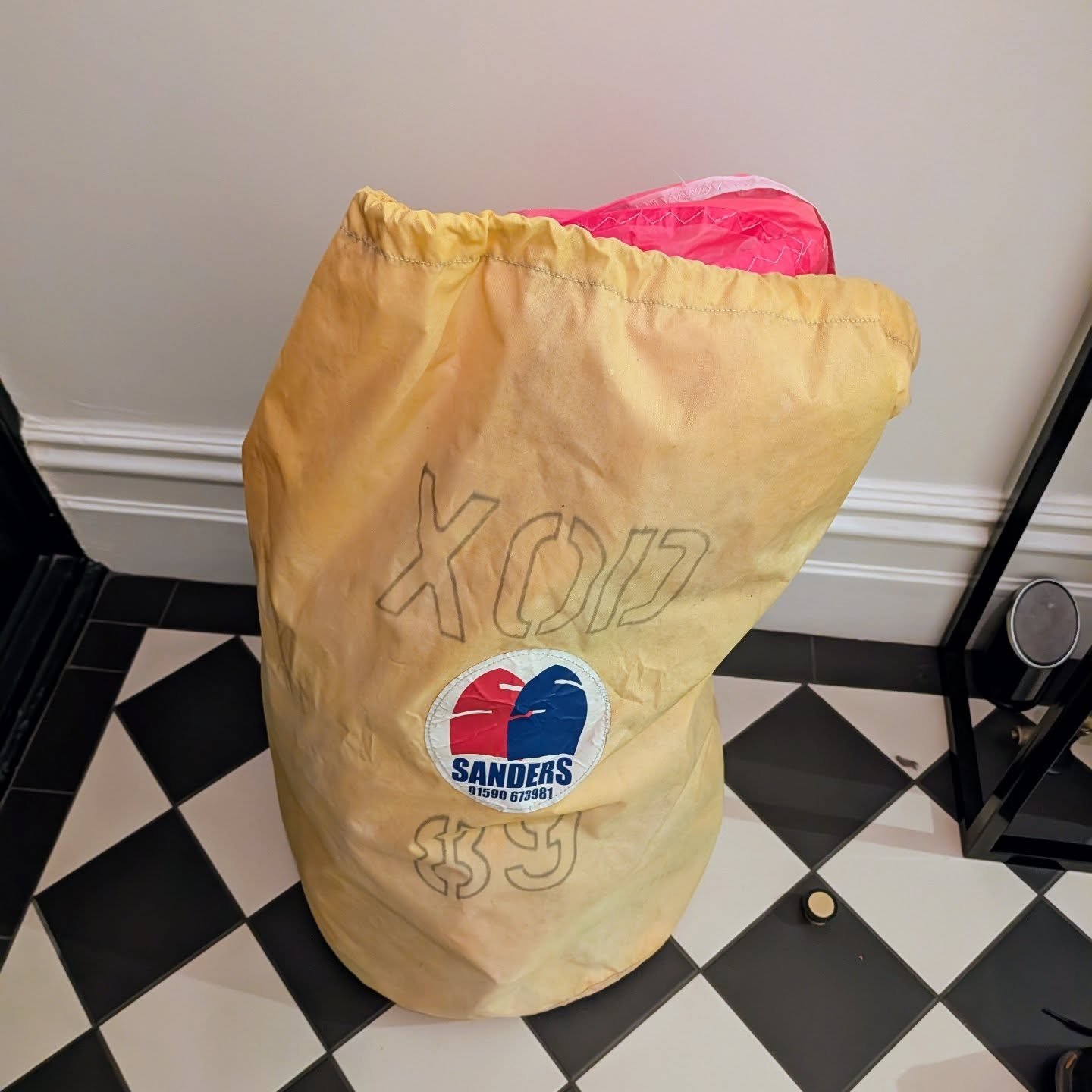 Sneaky pick up... a @sanderssails treasure trove of used spinnakers ready for a recycle. Those fluoescent pinks, absolutely lovely. 👌
.
.
.
#sailing #watches #poole #recycledfashion #spinnaker