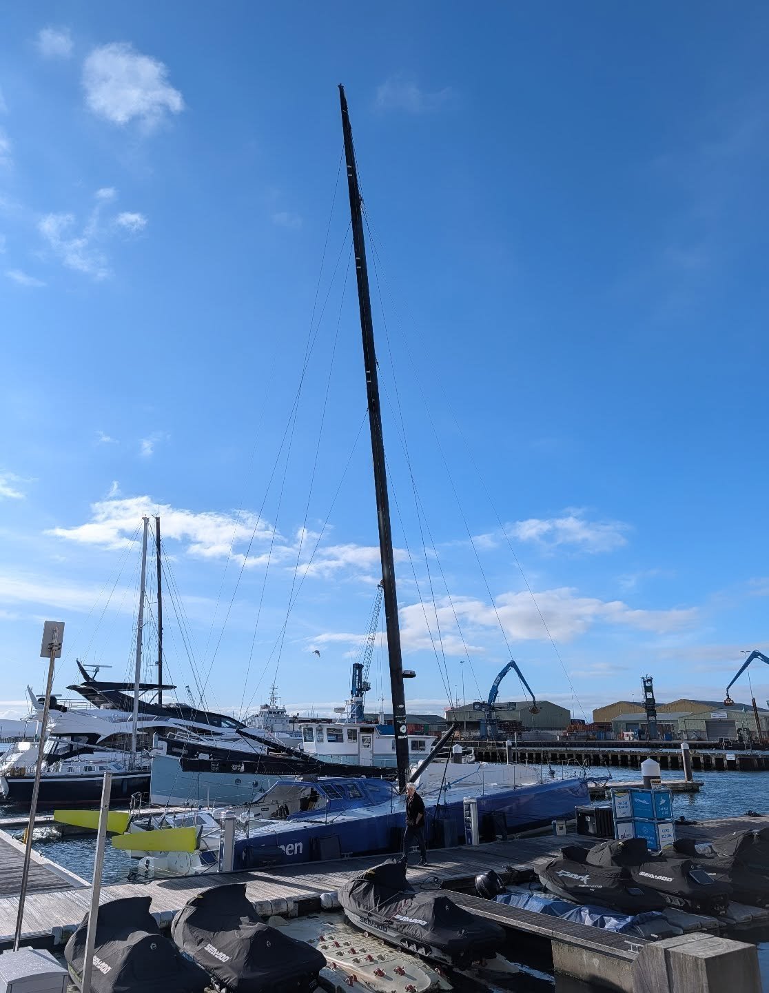 If I'm not mistaken that's @piphareoceanracing yacht 👀. Really cool to see such an awesome vessel up close-ish 😁