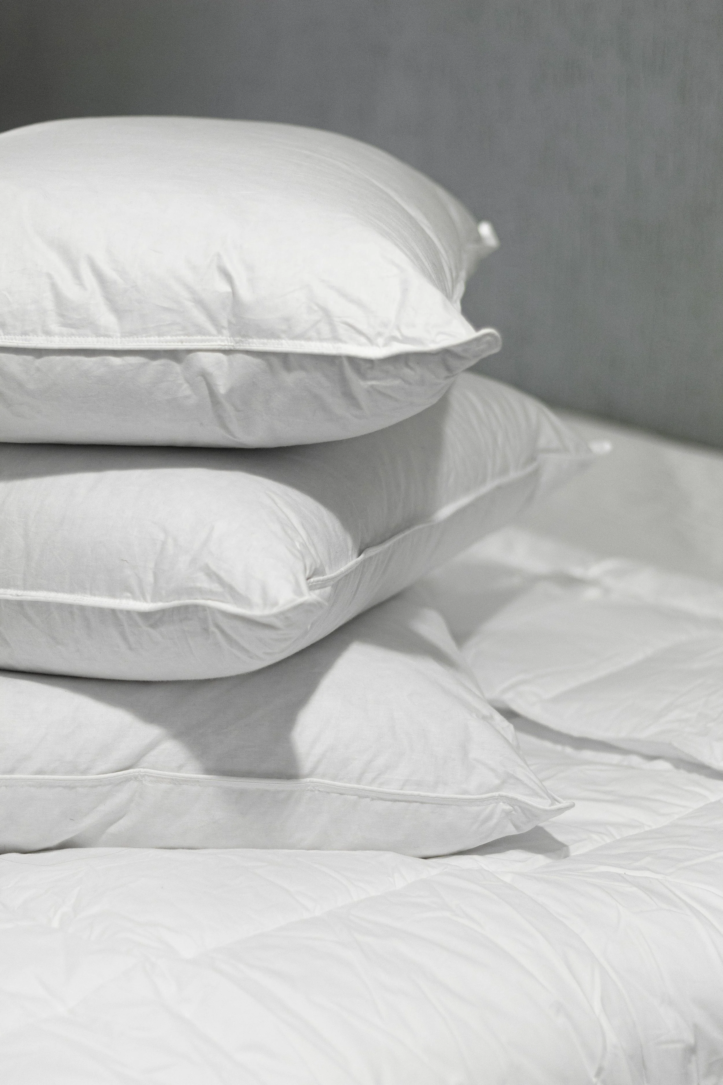 Almohadas hospitalarias y hoteleras resistentes a lavado industrial al mayoreo