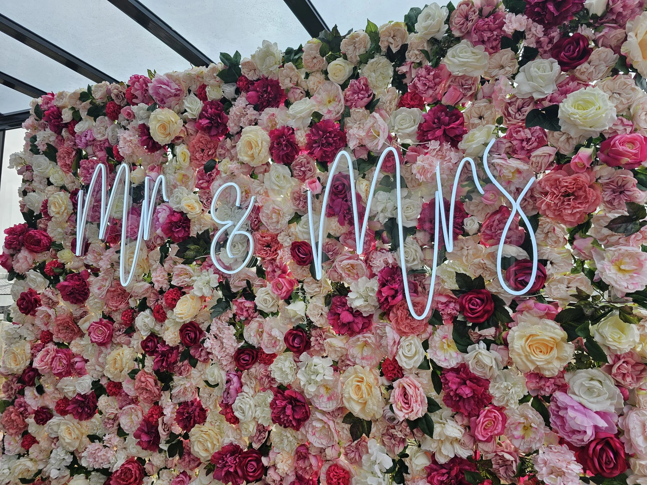 Mr & Mrs