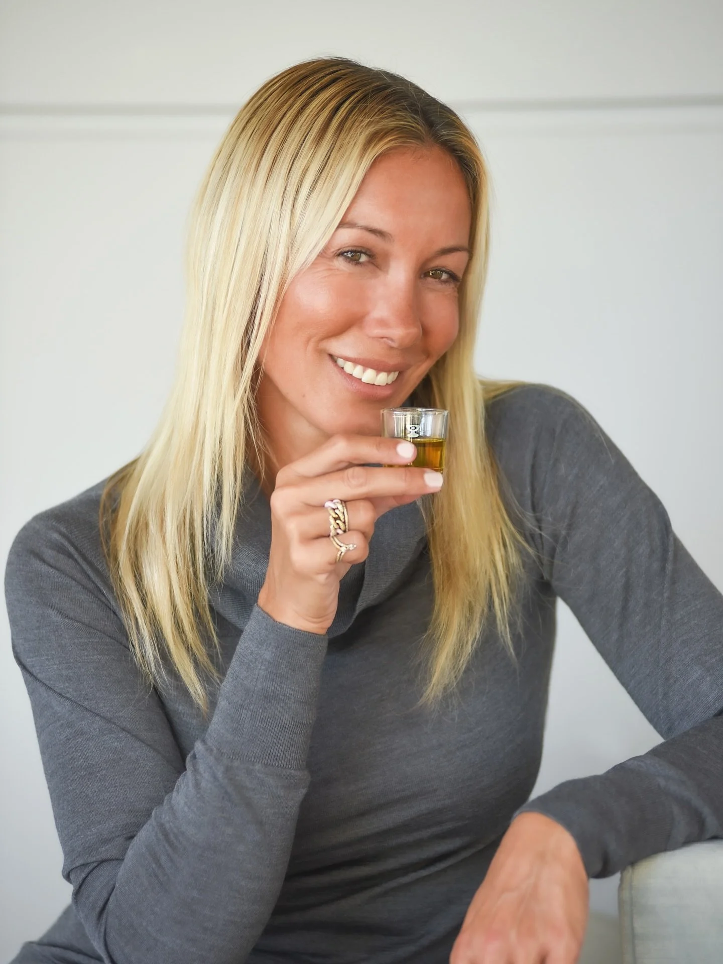 Happy Tuesday! One shot of @saintsupplyco #LivingElixir is pure nourishment, rich in polyphenols to support vitality and radiant skin. Have you had your shot yet? 🫒

Cover story for  @glowmagazine 
Photography @olympiakrasagaki 
Styling: @nabalta 
H