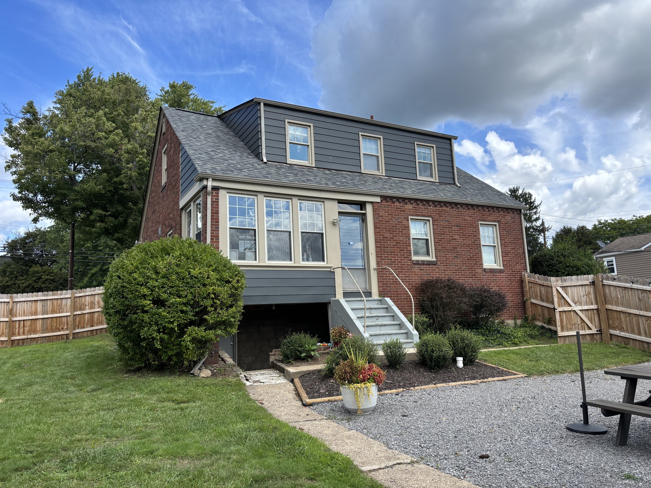 Window Cleaning Midland Pa
Residential Window Cleaning Midland Pa