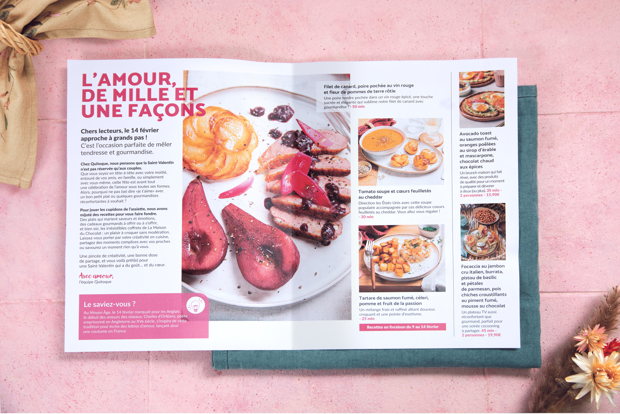 Mag double page ouvert.png