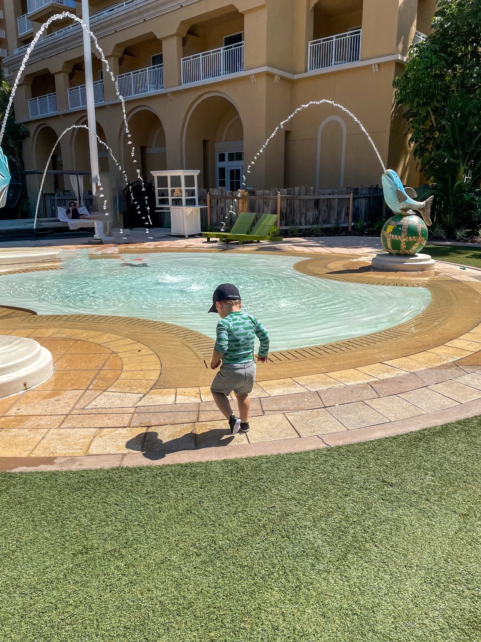 Ritz orlando grande lakes kids splash pool