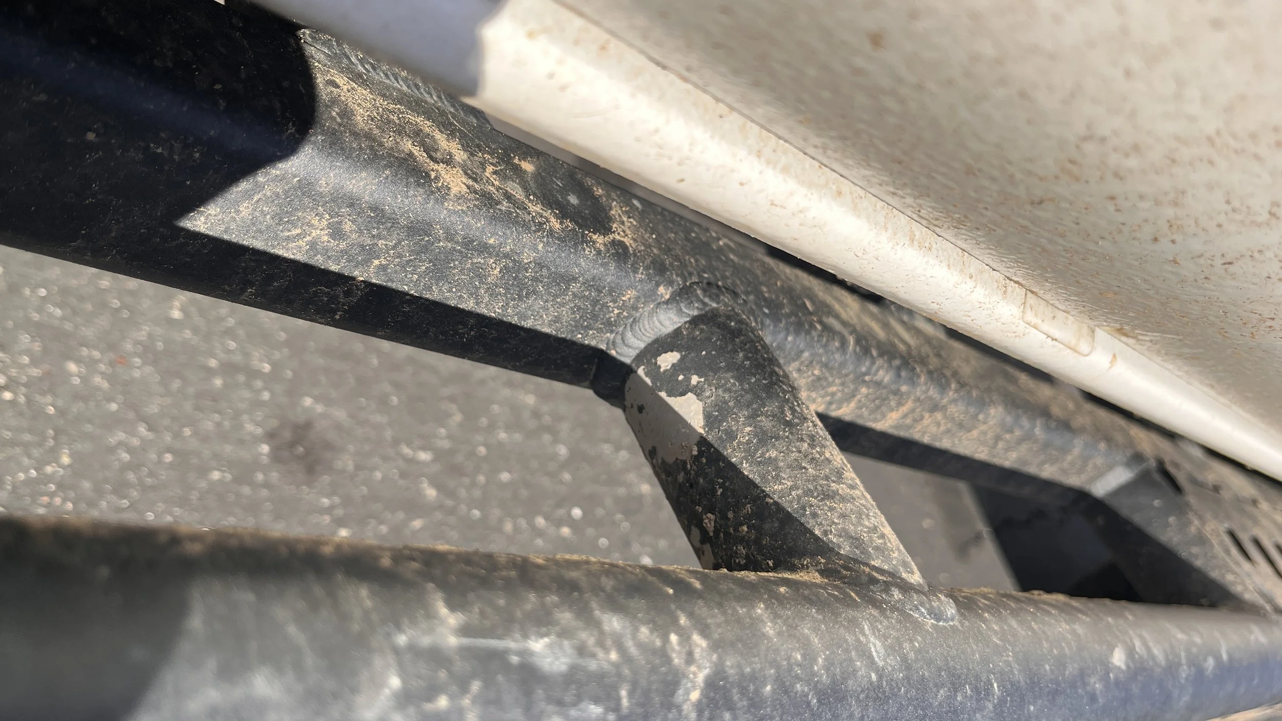 driver side rock slider powder coat flacking (but they're aluminum so it hasn't been an issue)