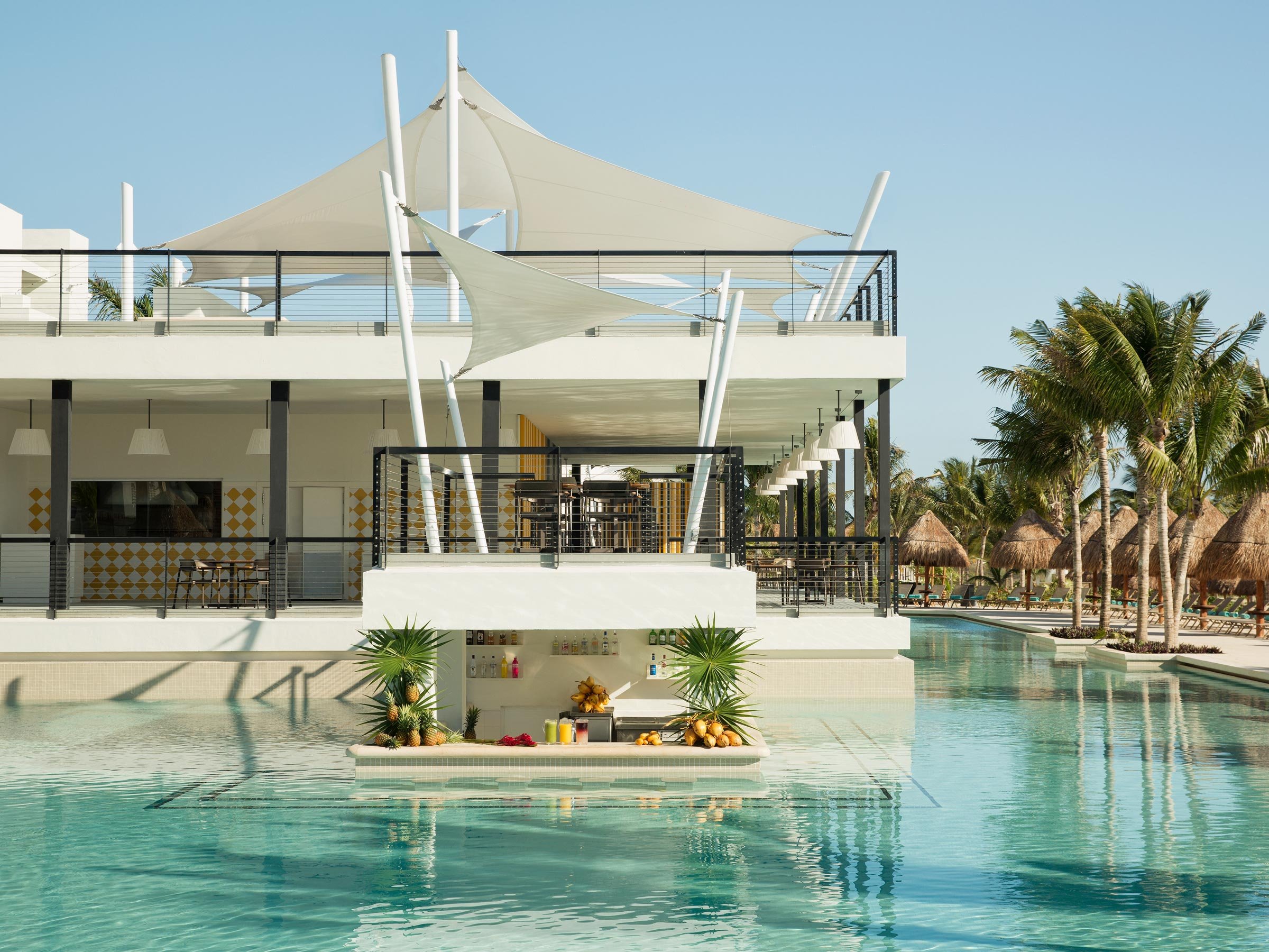 swim-up-cancun-bar-finest-resorts.jpg