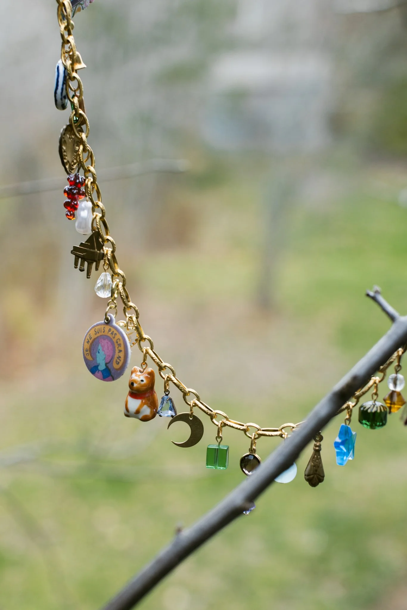 single gold chain_je ne suis-2.jpg