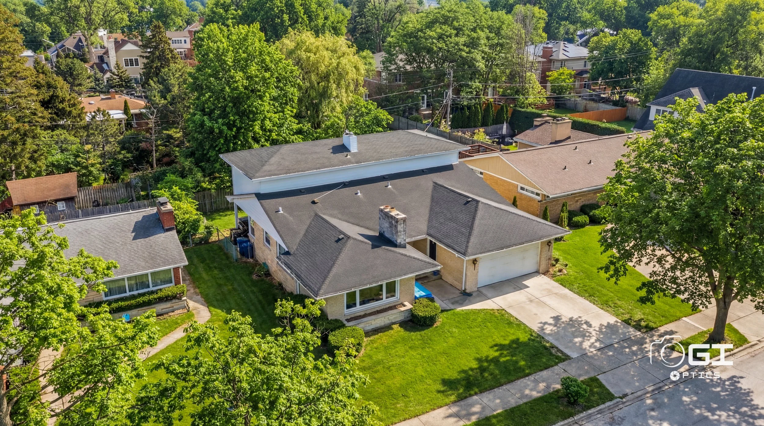 1425 Stonegate Rd, La Grange Park — Cinematic Real Estate Media with Drone Photography