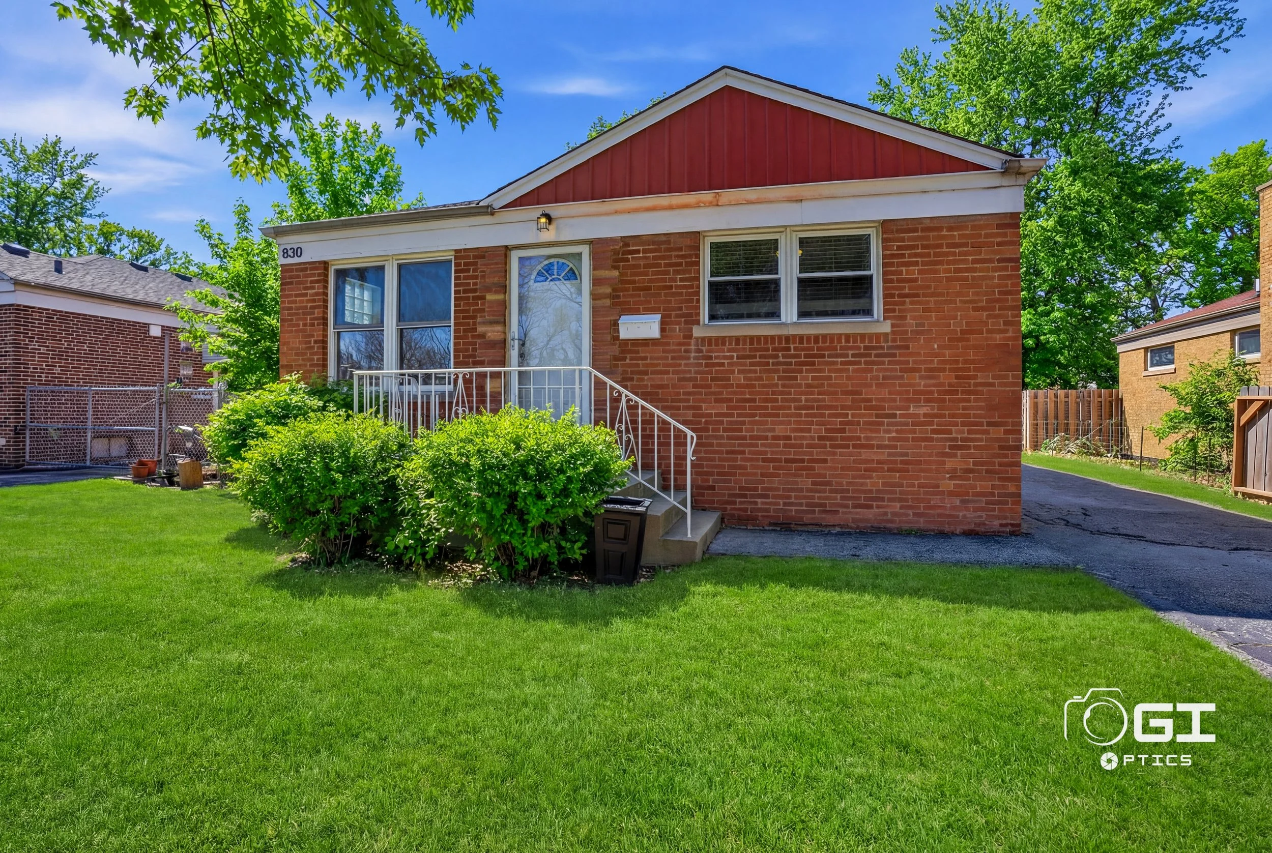 830 S La Grange Rd, La Grange — Real Estate Photography, Floor Plan &amp; Aerial Drone Media