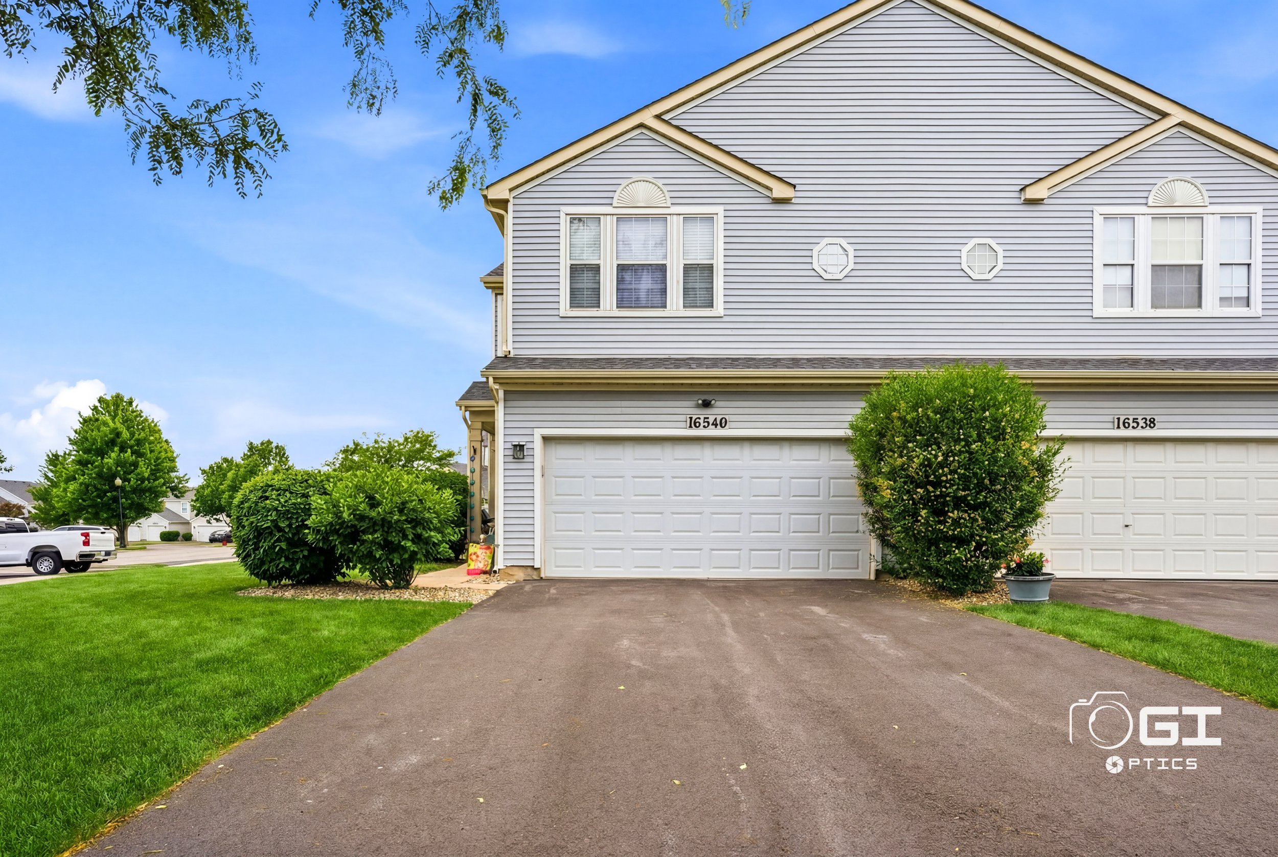 16540 S Windsor Ln, Lockport, IL — Real Estate Photography, Drone &amp; Floor Plan